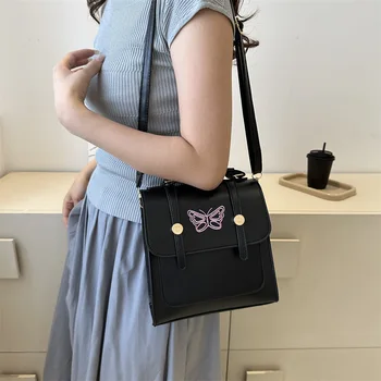 Сумка через плечо Женская Мода в британском стиле, сумочка с вышивкой для отдыха, супер Мягкая текстура, Водонепроницаемые Маленькие рюкзаки для путешествий Изображение 1